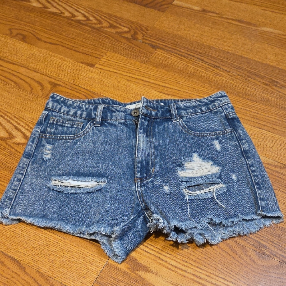 JW Signature Blue Jean Shorts Relaxed Distressed Style